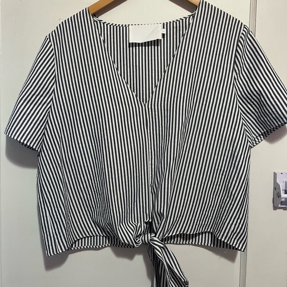 VACATE the label blue and white striped shirt with front tie